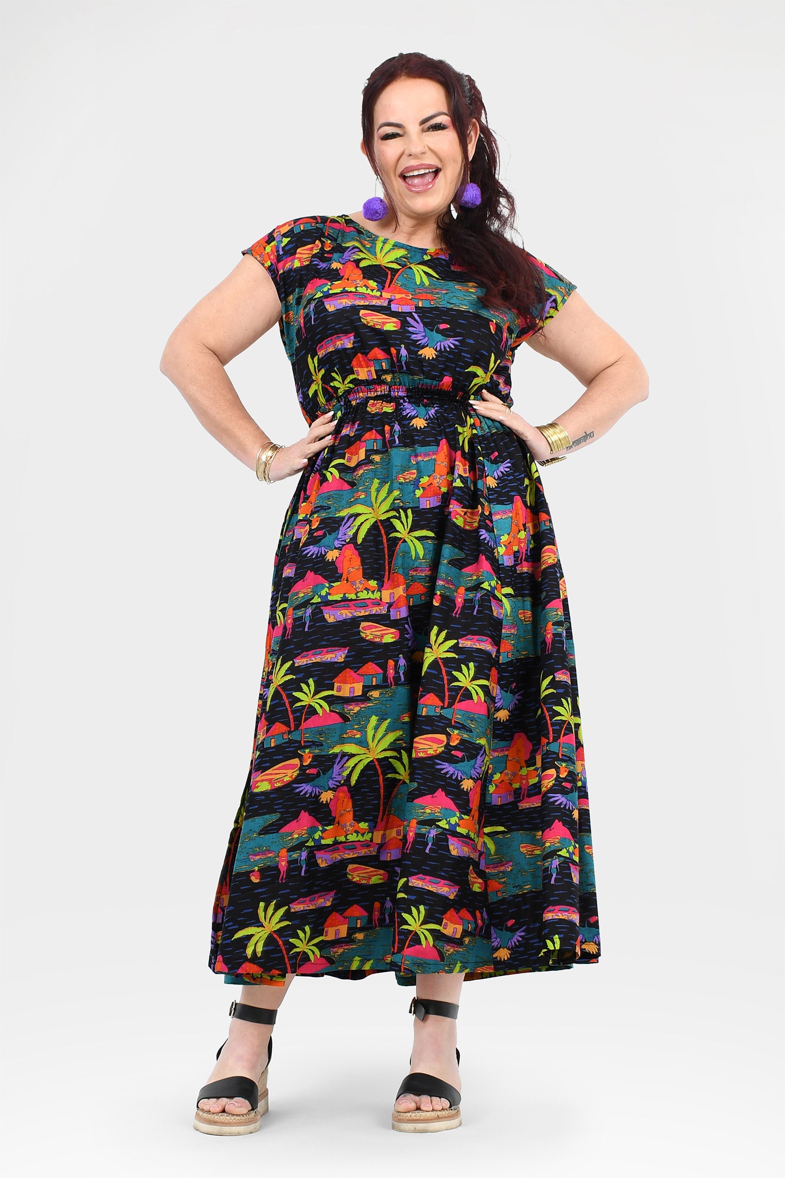 Multicolor tropical print long dress with gathered waist and short sleeves