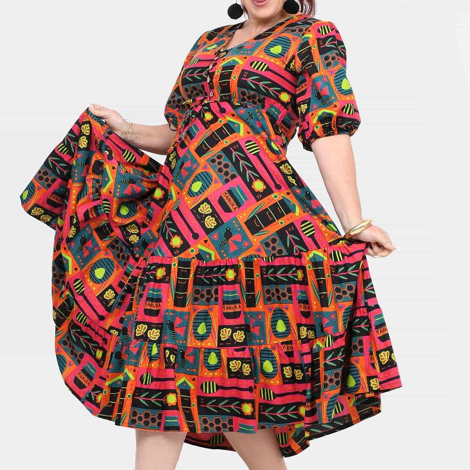 Women's midi dress, V-neck and short sleeves, wide flared skirt, colorful print