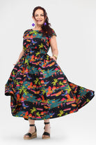 Multicolor tropical print long dress with short sleeves and wide flared skirt