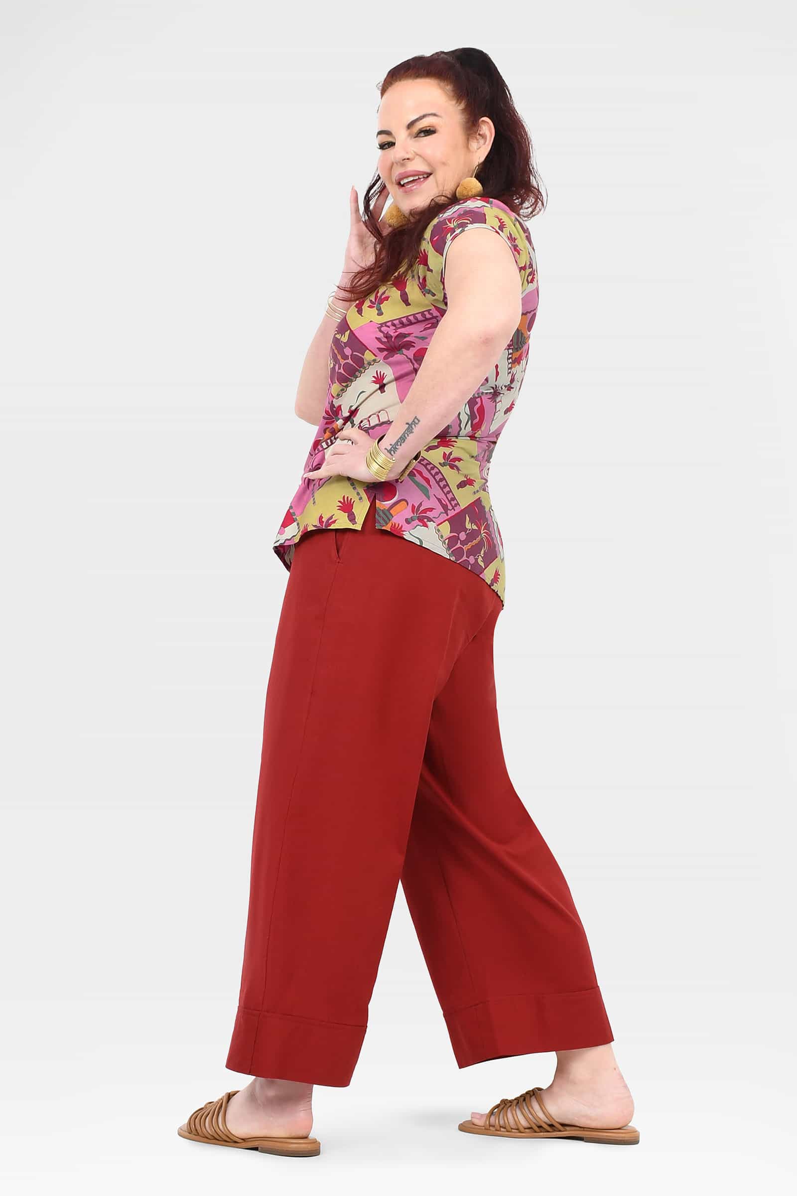 Dark red wide-leg ankle pants with tied waist and side pockets