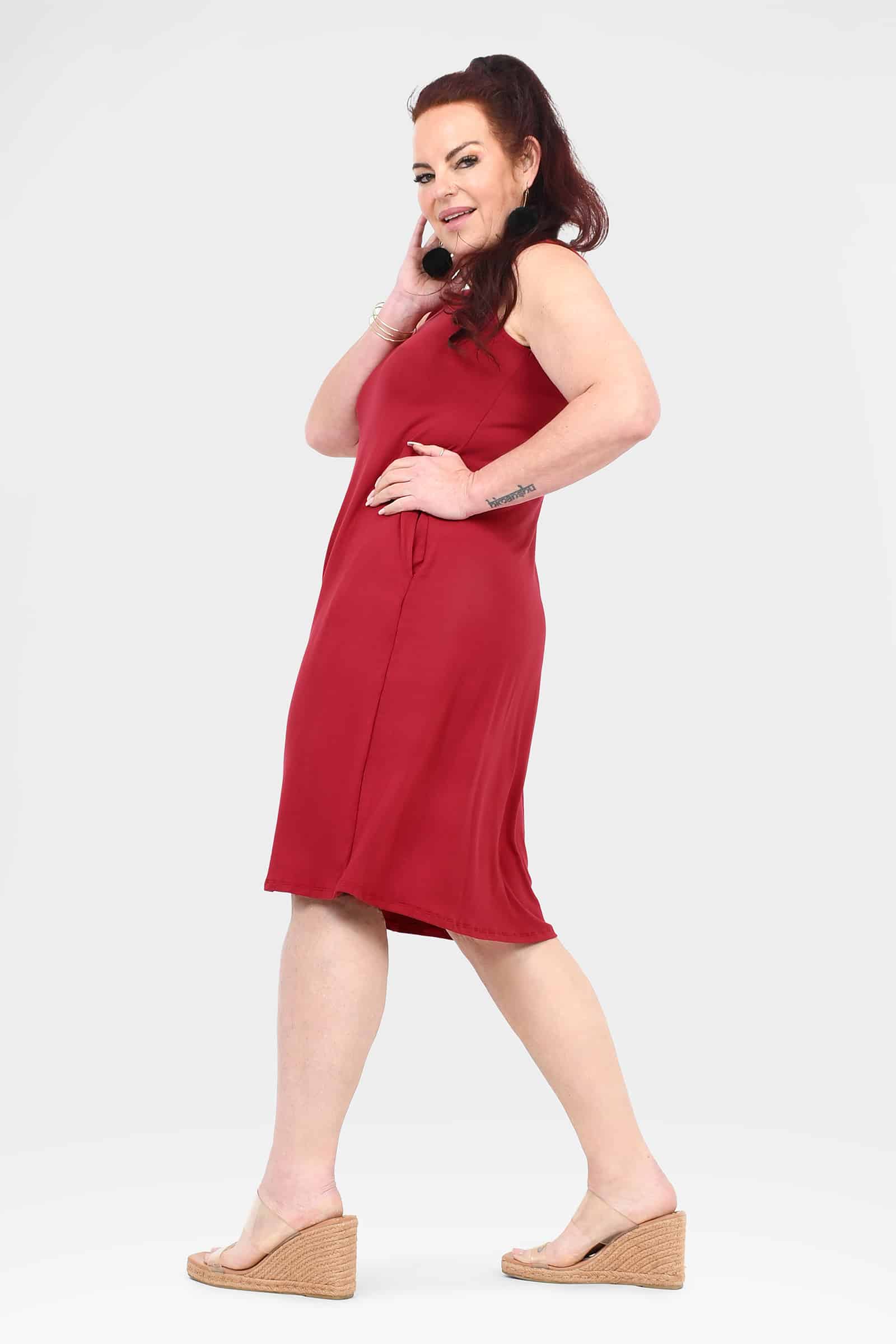 Jovie dress dark red sleeveless with round neckline and relaxed above-knee A-line