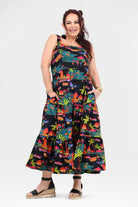 Sleeveless maxi dress with tropical multicolor print and flared full skirt